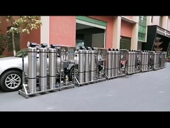 पूर्ण रिवर्स ऑस्मोसिस प्रणाली Ro जल प्रणाली 10T प्रति घंटे जल उपचार संयंत्र